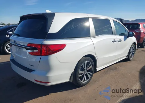2024 Honda Odyssey Touring z USA, uszkodzony, nr VIN 5FNRL6H85RB034493
